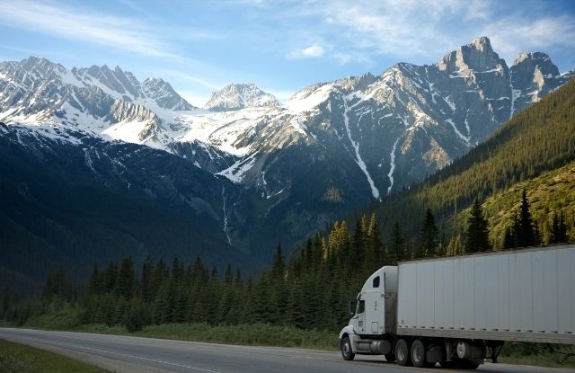 Moving truck to Denver Colorado