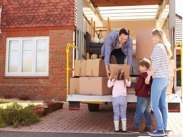 How to sell your house while relocating in Denver, Colorado