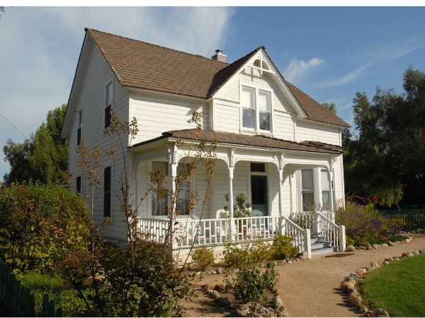 How to Sell an Older Home in Denver without hassle